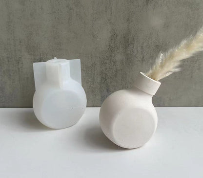 DIY Perfume Bottle Vase Plaster Silicone Mold